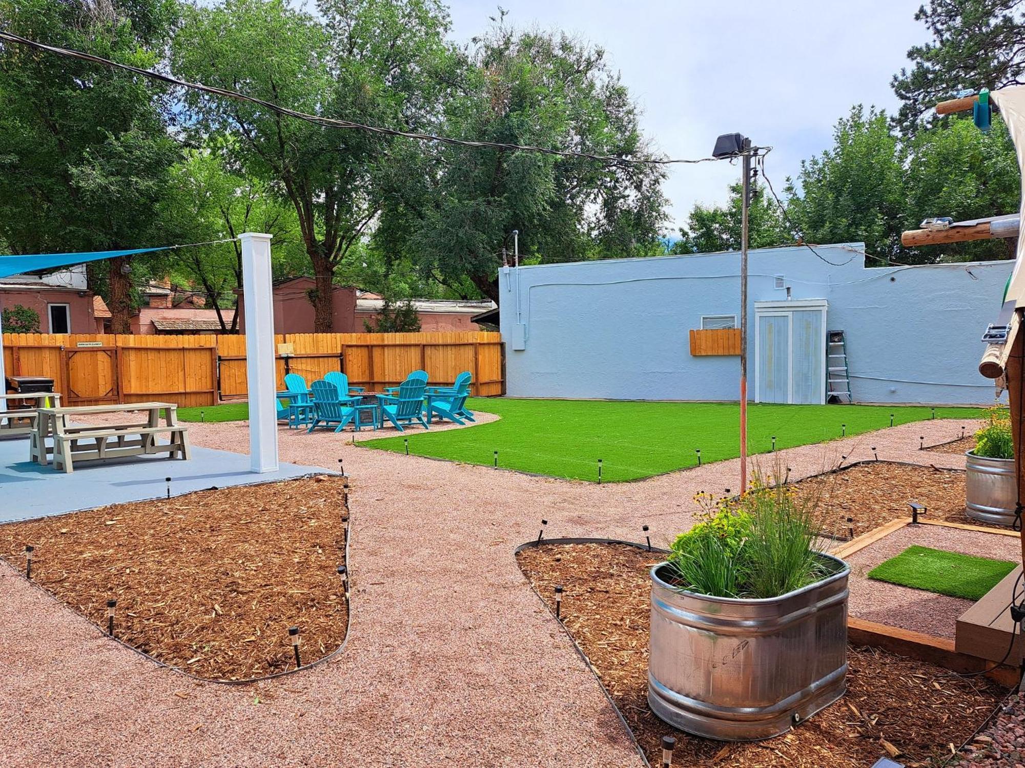 Buffalo Bicycle - Amazing Access To Local Trails & The Garden Colorado Springs